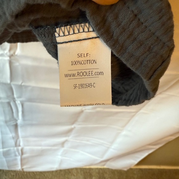 Gauze Textured Puff Sleeve Button Front Top Gray Size S Feminine - Picture 4 of 6